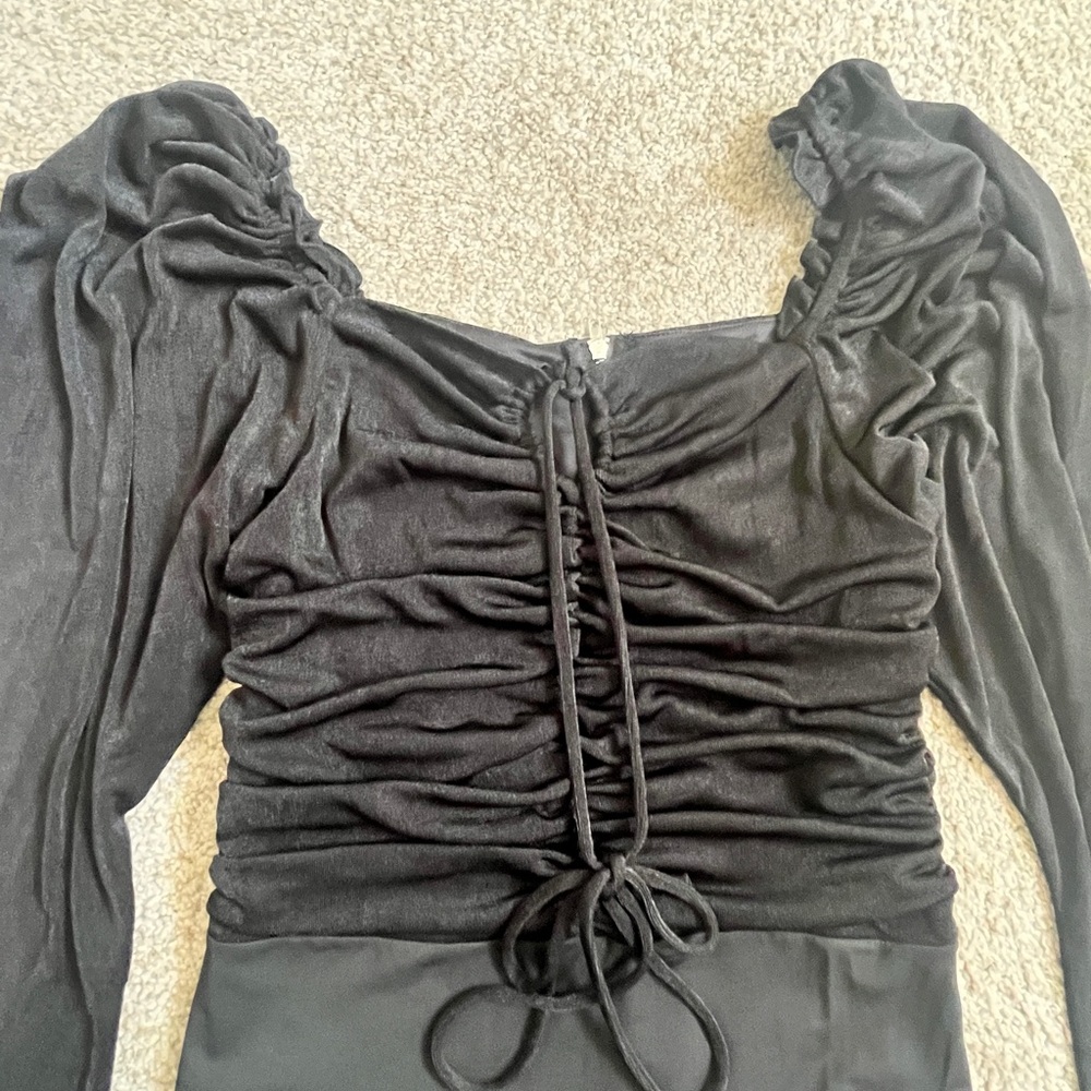 Ruched Black Key-Hole bodysuit Sz S